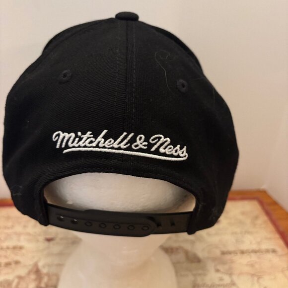 Saskatchewan Roughriders Snapback Cap - Size Adjustable, Like New! - Picture 2 of 3